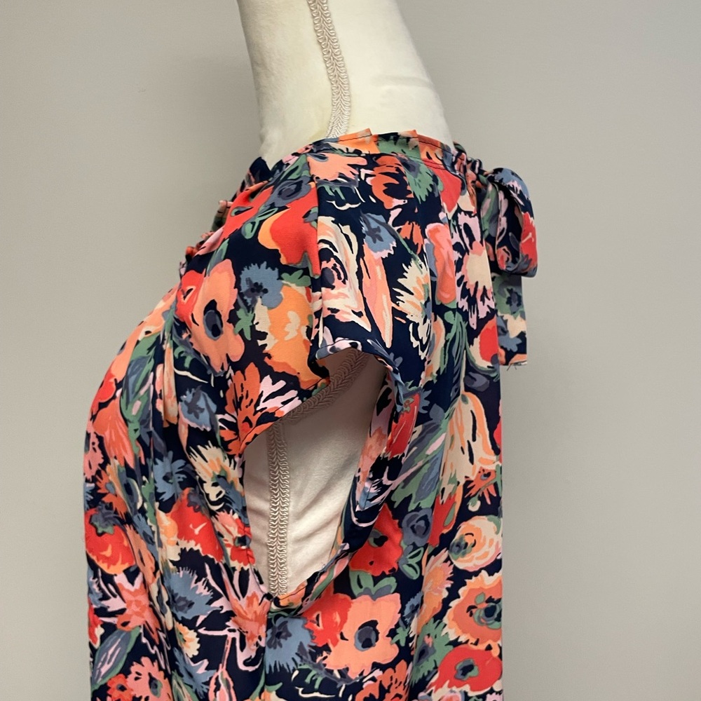 LC Lauren Conrad Navy Floral Scoop Neck Blouse - Picture 8 of 14